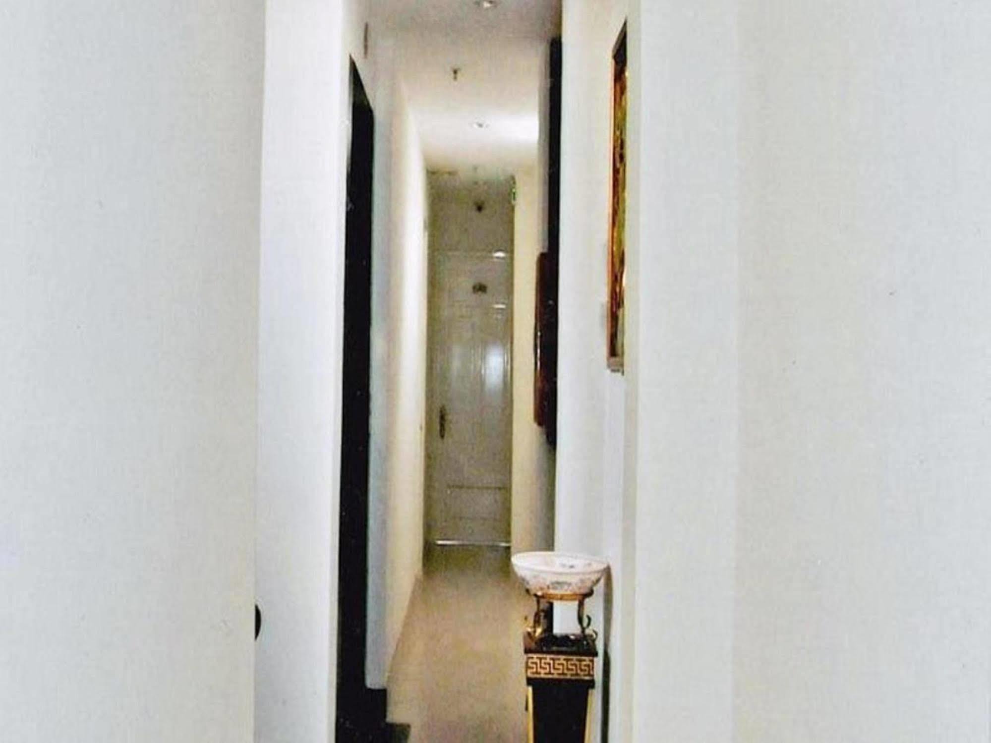 Hoang Thanh Thuy Airport Hotel 1 - Gan Am Thuc Dem Cho Hoang Hoa Tham Ho Chi Minh-byen Eksteriør bilde